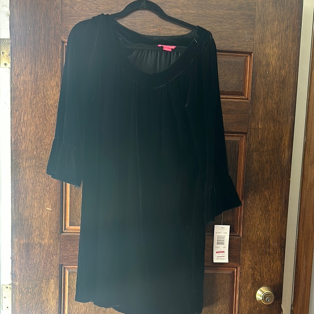 Sunny Leigh Black Tunic 3/4 Sleeve Top